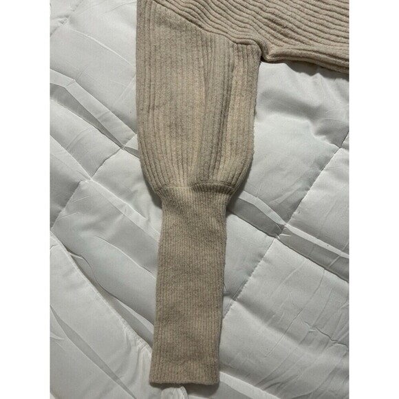 EXPRESS V-neck Balloon Sleeve Criss Cross Shoulder Sweater - Size Small - Picture 6 of 8